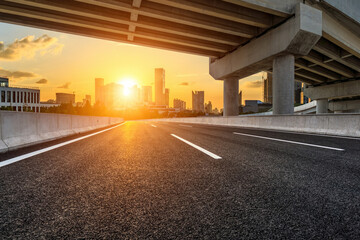 凯迪拉克的价位